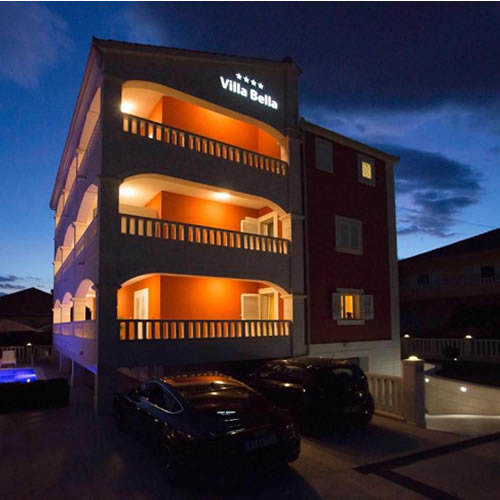 Villa Apartments Bella